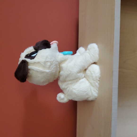 Fur Real Pug Puppy - Picture 5 of 6